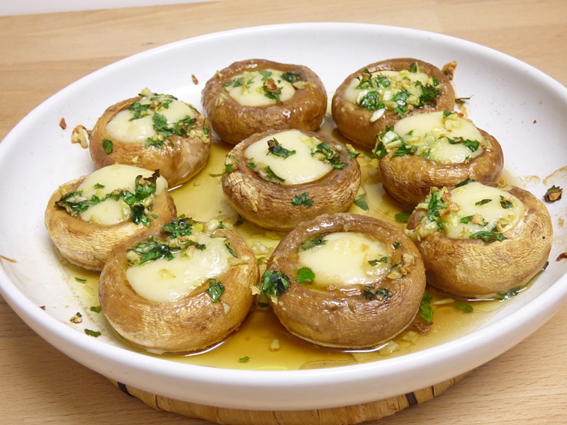 Champiñones con queso