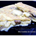 Tortilla de champiñones rellena de queso