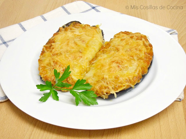 Berenjenas rellenas de carne gratinadas