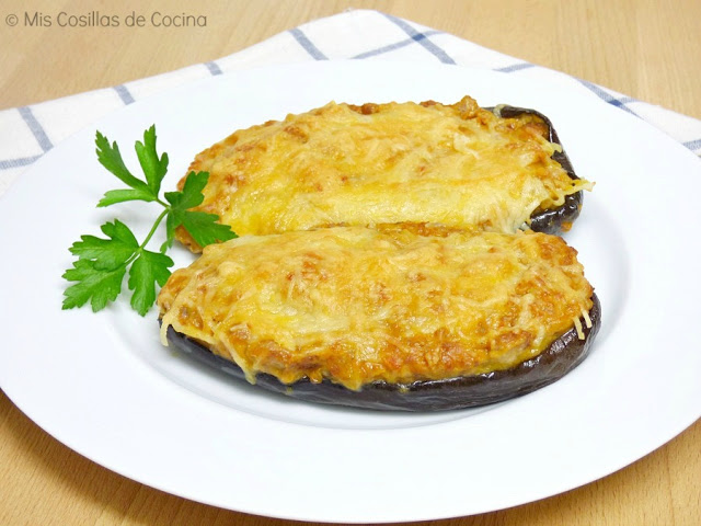 Berenjenas rellenas de carne gratinadas