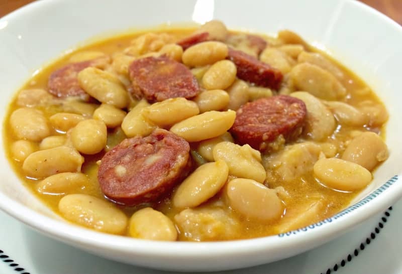 Alubias de la granja con chorizo