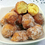 Buñuelos con crema pastelera