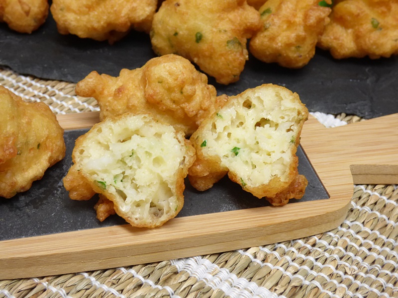 como hacer buñuelos de bacalao