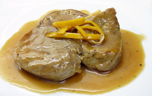 Solomillo de cerdo con salsa de naranja