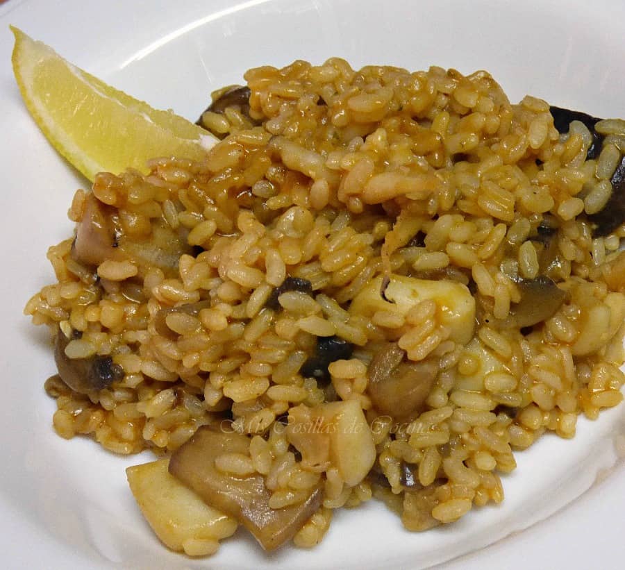 Arroz con sepia y setas