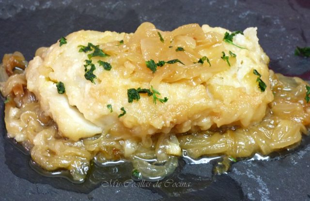 Bacalao con cebolla