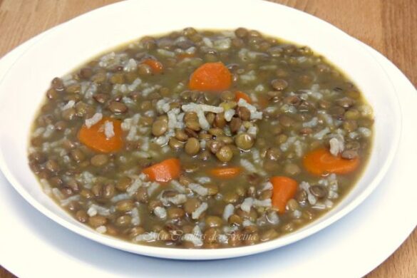 Lentejas con zanahorias y arroz