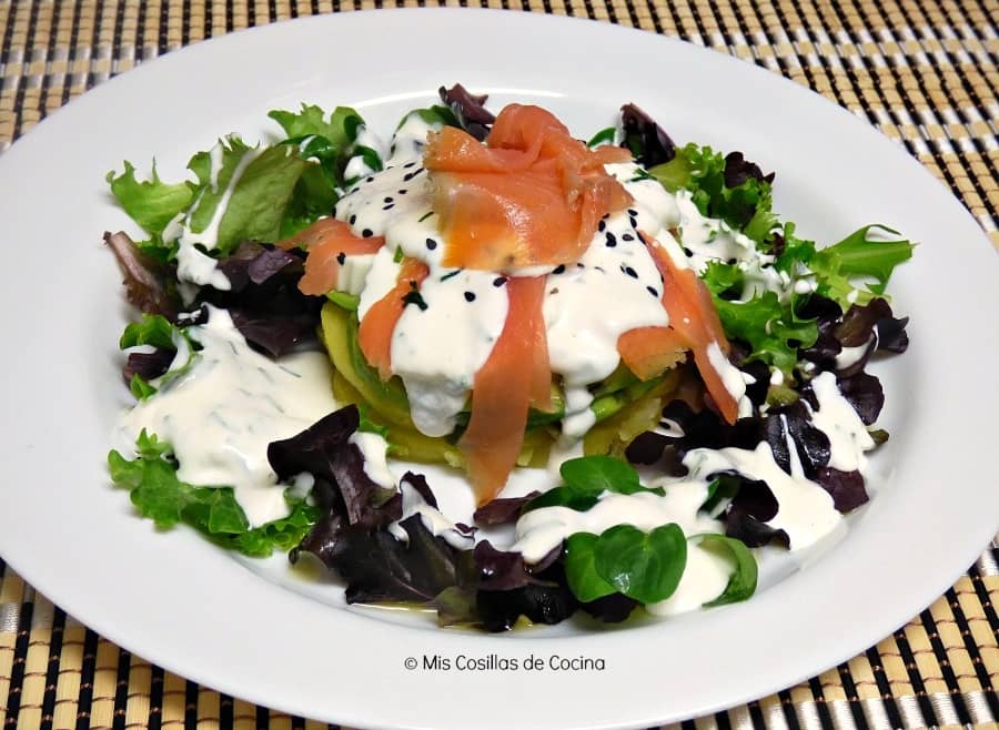 ensalada de salmon ahumado