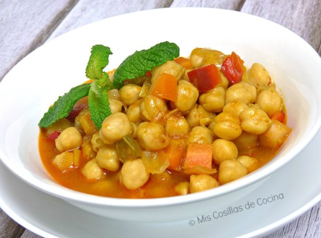 Garbanzos guisados con verduras - Mis Cosillas de Cocina