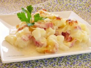 Coliflor gratinada con jamón