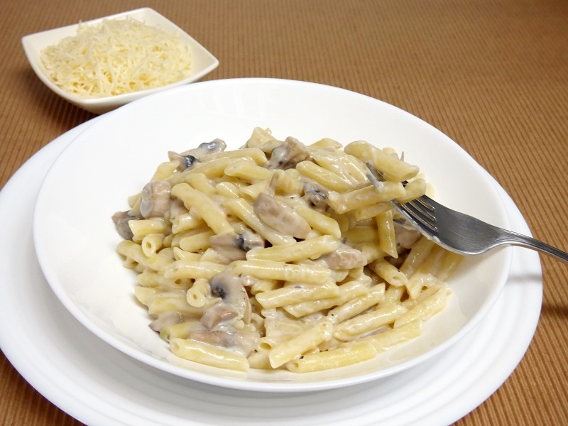 Macarrones con champiñones a la crema