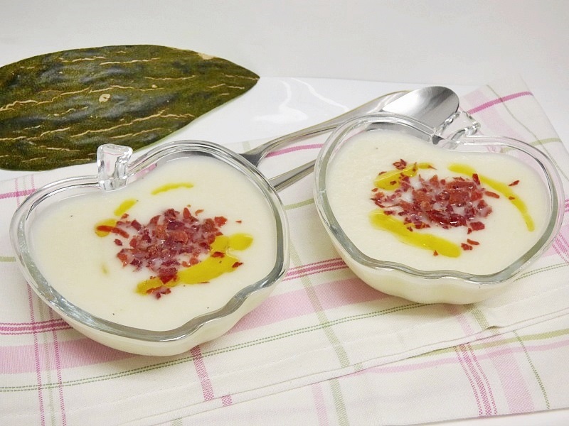 Sopa fría de melón y yogur