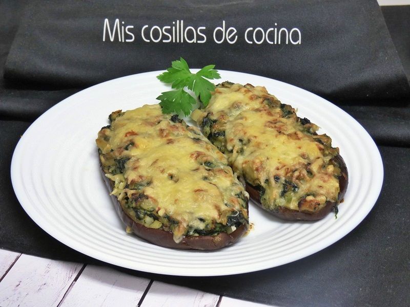 Berenjenas rellenas de espinacas y bacalao