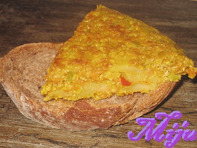 Tortilla vegetal con almendras