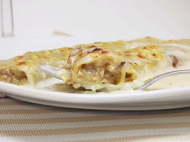 Canelones de manitas de cerdo y setas