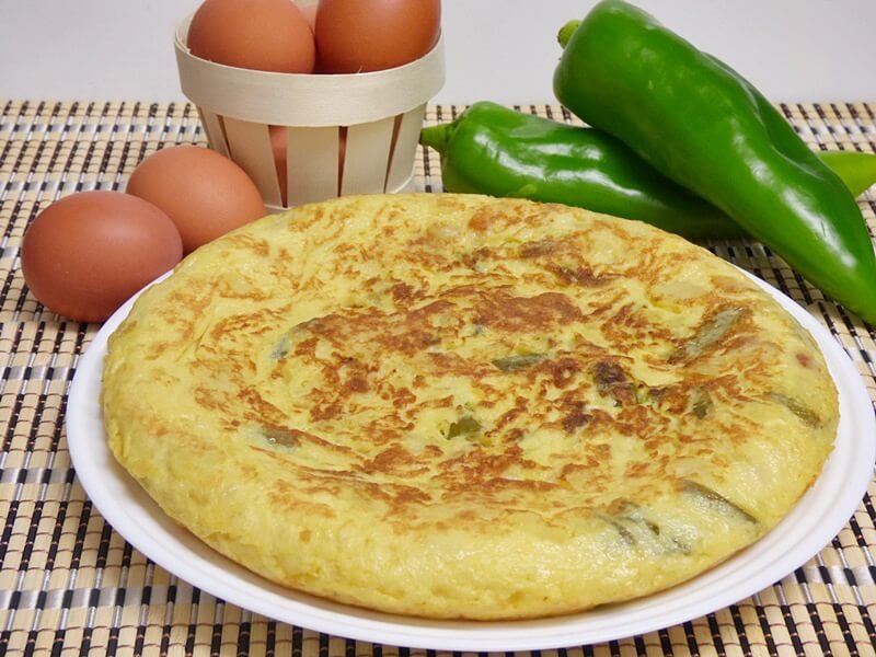 Tortilla de patata y pimiento verde