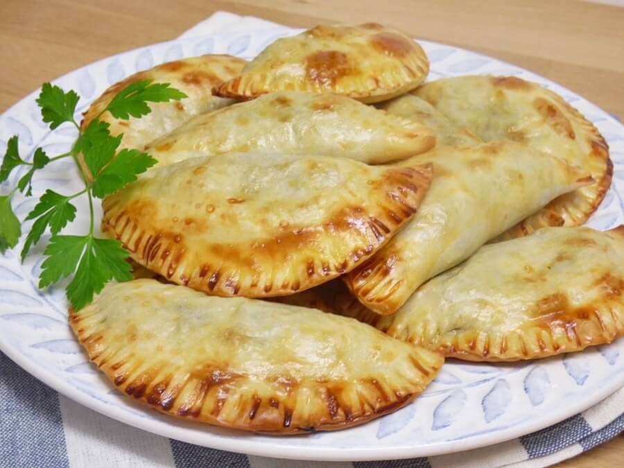 Empanadillas de espinacas y queso de cabra