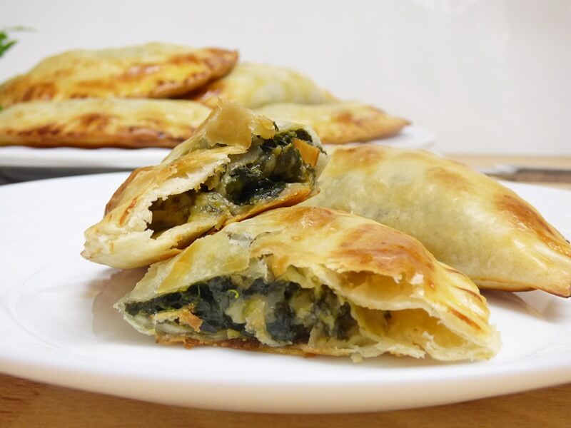 Empanadillas de espinacas y queso de cabra