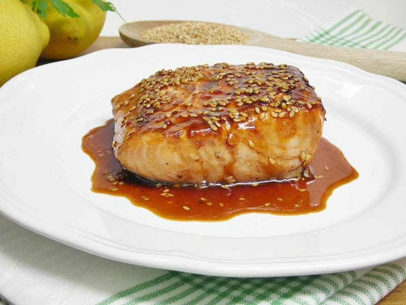 Salmón con salsa de soja