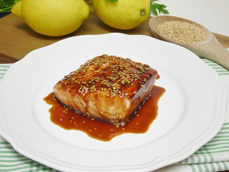 Salmón con salsa de soja