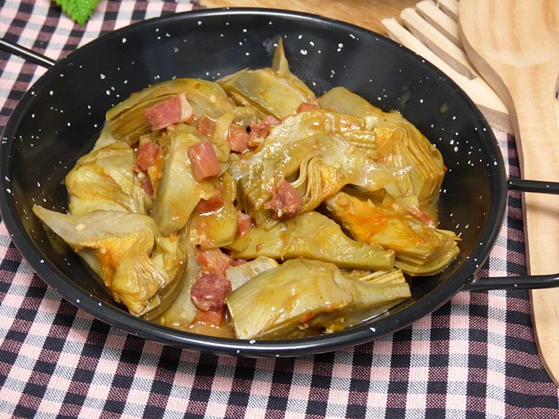 Alcachofas con jamón 