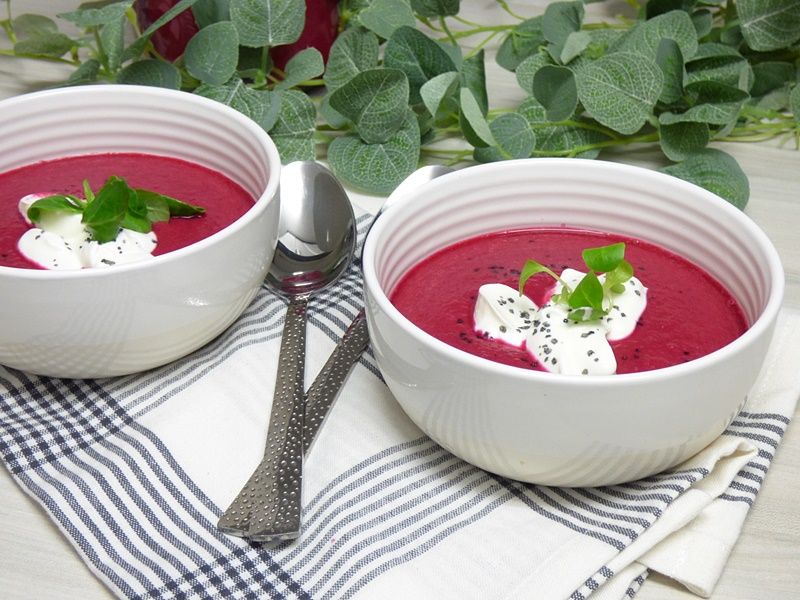 Crema fría de remolacha con yogur