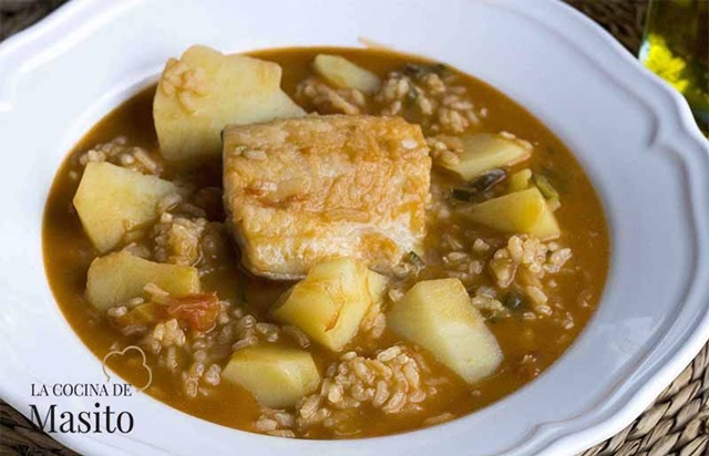 Guisos fáciles y económicos Patatas con arroz y bacalao