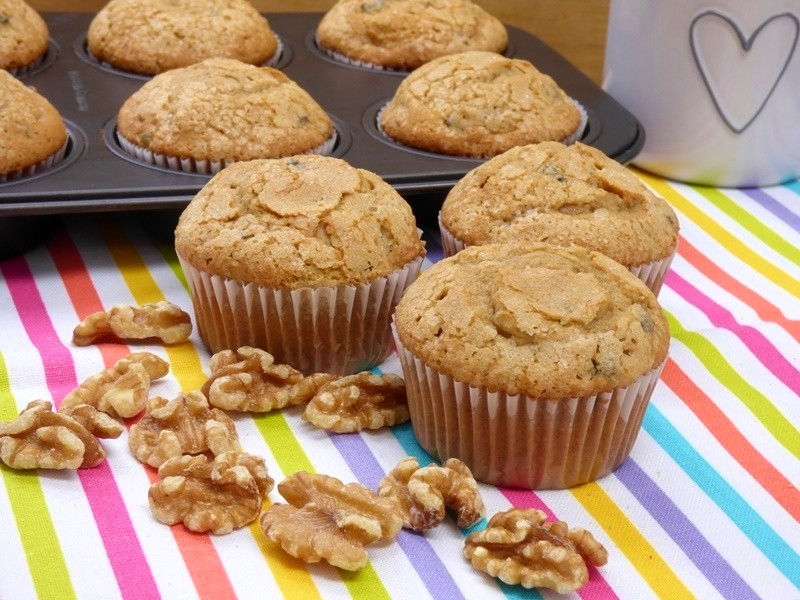 Magdalenas de café con chocolate y nueces