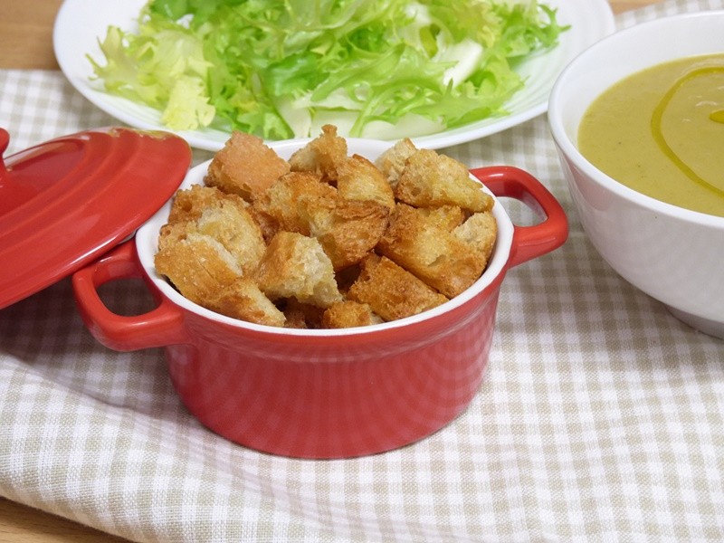 picatostes o croutons