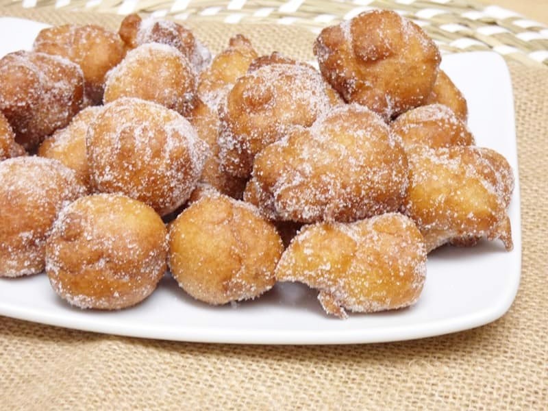 Buñuelos de yogur griego con 3 ingredientes