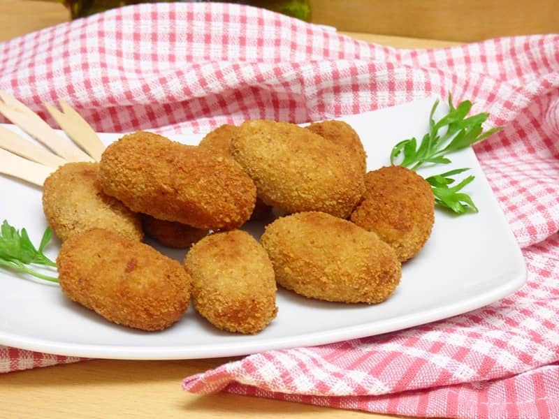 Croquetas de boletus (Ceps) deshidratados