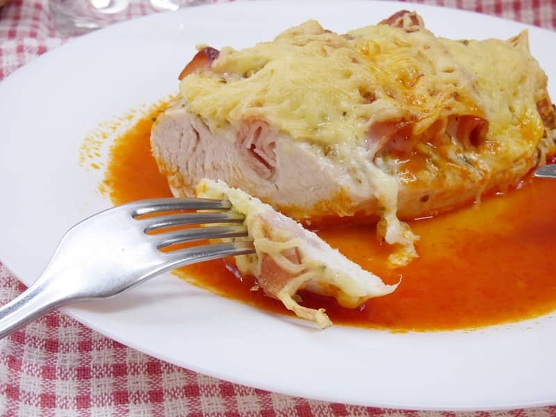 Pechuga de pollo rellena 