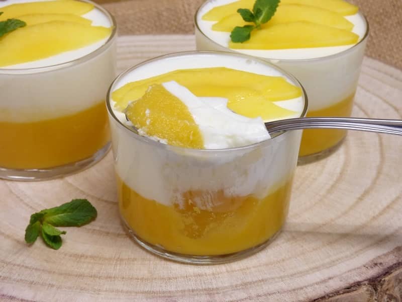 Vasitos de mango y yogur
