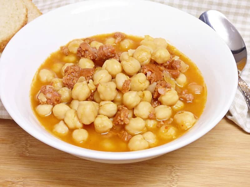 Garbanzos con chorizo en olla rápida